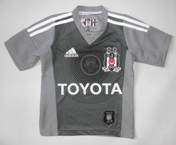 Футболка adidas