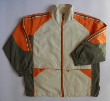 Куртка ветровка