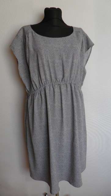 Платье H&M MAMA