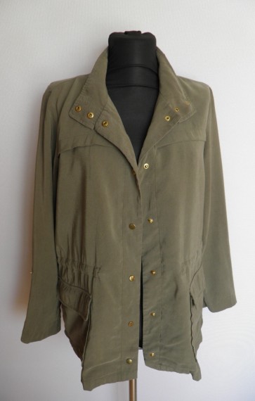 Ветровка ZARA